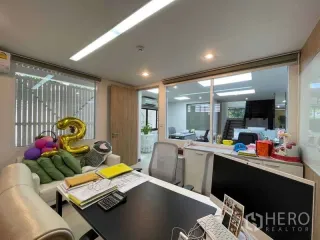 For rent office in Watthana, Bangkok