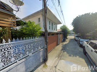 For sale 4 Beds house in Lak Si, Bangkok