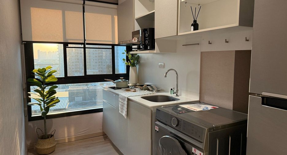 For rent 1 Beds condo in Bangkok Yai, Bangkok