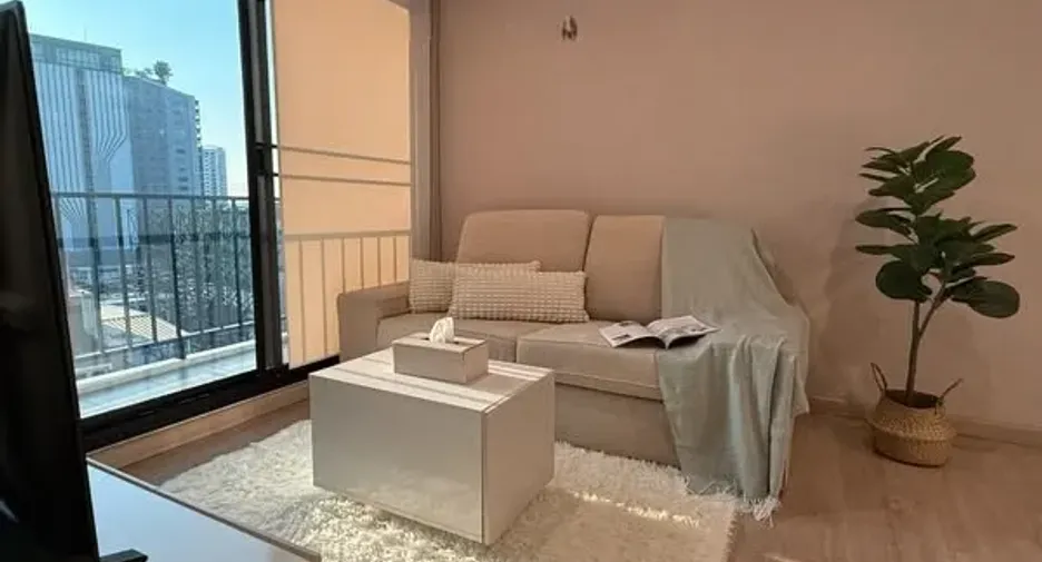 For rent 1 Beds condo in Bangkok Yai, Bangkok
