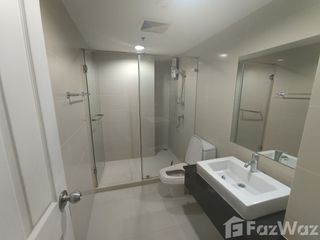 For rent 3 Beds condo in Huai Khwang, Bangkok