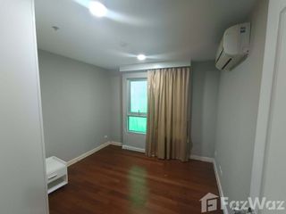 For rent 3 Beds condo in Huai Khwang, Bangkok