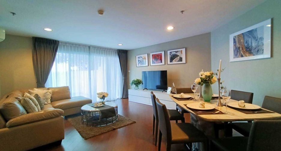 For rent 5 bed condo in Huai Khwang, Bangkok