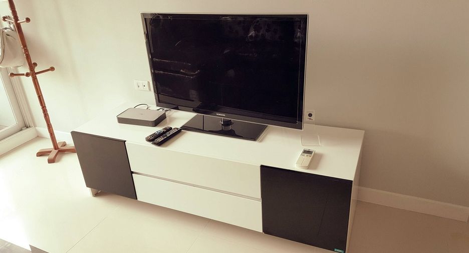 For sale 1 bed condo in Watthana, Bangkok