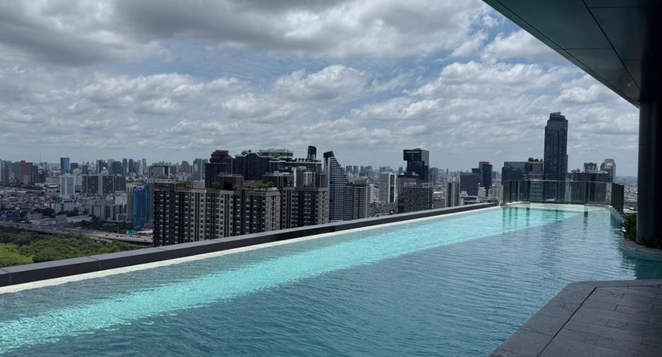 À vendre 2 chambres condo à Watthana, Bangkok