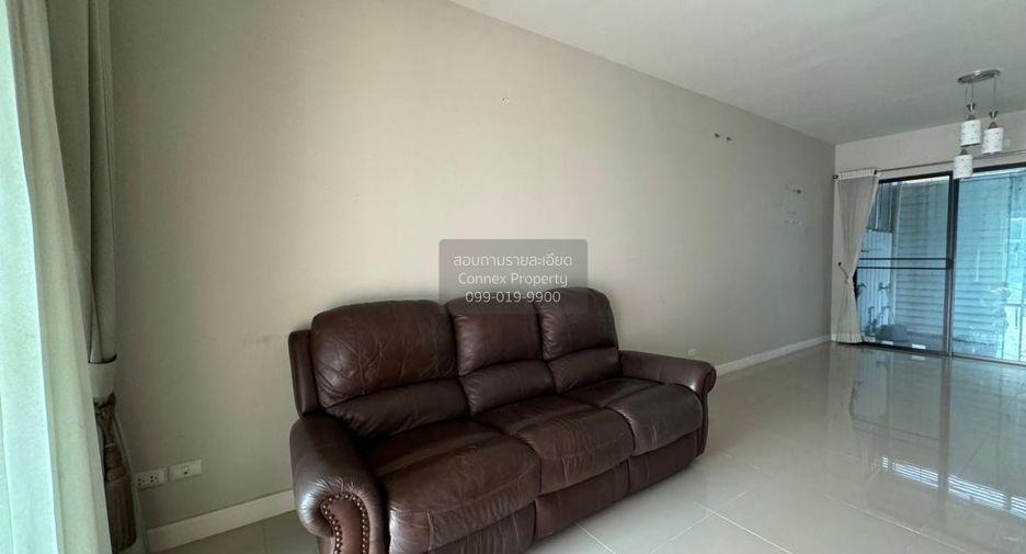 For sale 3 ベッドルーム townhouse in Taling Chan, Bangkok