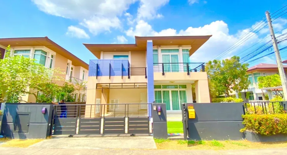 For sale 3 bed house in Si Racha, Chonburi