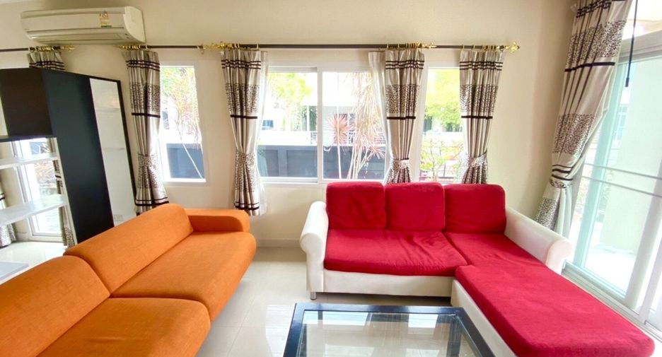 For sale 3 bed house in Si Racha, Chonburi
