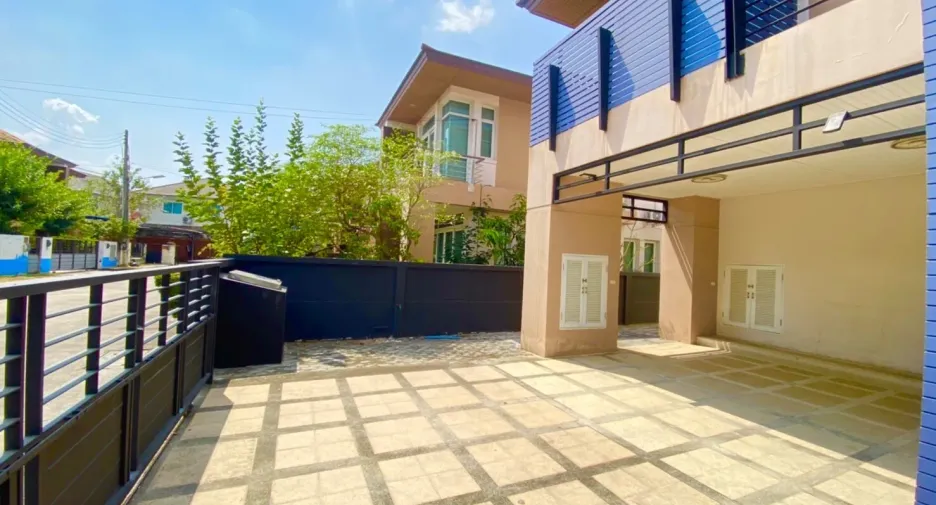 For sale 3 bed house in Si Racha, Chonburi