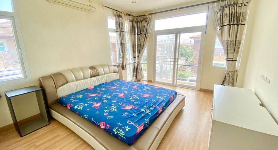 For sale 3 bed house in Si Racha, Chonburi