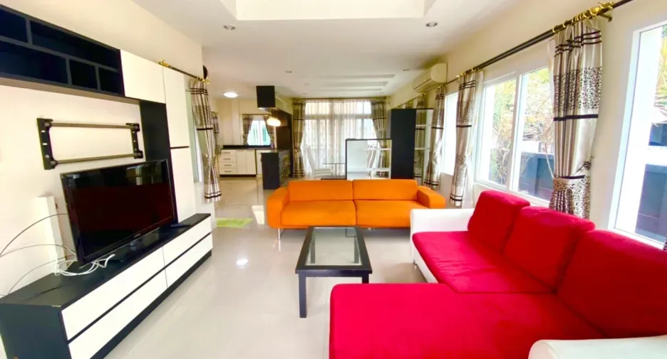 For sale 3 bed house in Si Racha, Chonburi