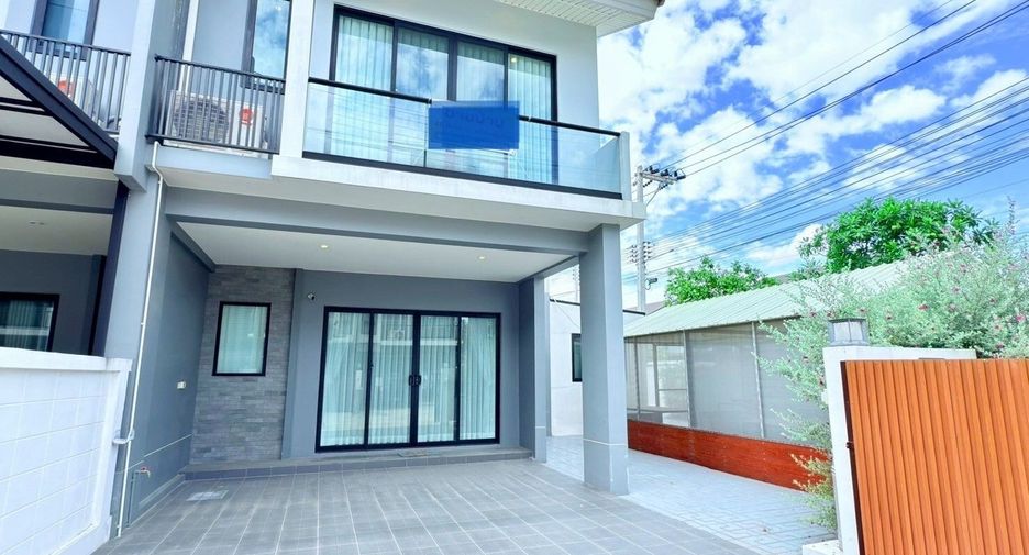 For sale 3 bed house in Si Racha, Chonburi