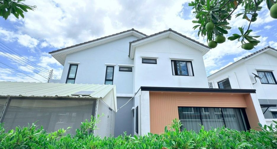 For sale 3 bed house in Si Racha, Chonburi