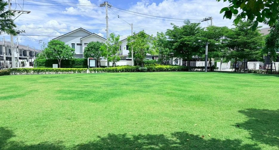 For sale 3 bed house in Si Racha, Chonburi