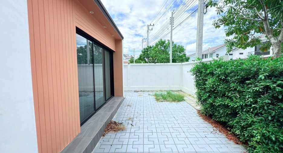 For sale 3 bed house in Si Racha, Chonburi