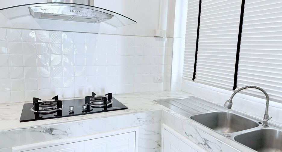 For sale 3 bed house in Si Racha, Chonburi