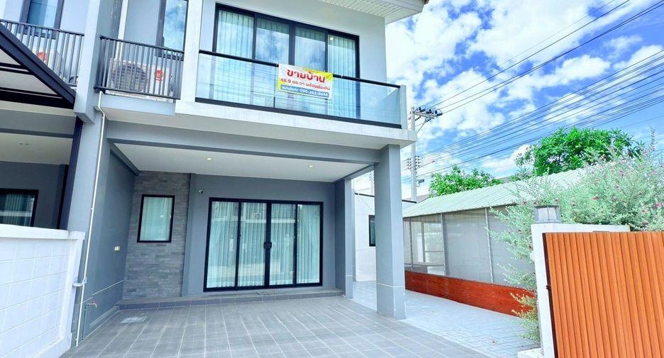 For sale 3 bed house in Si Racha, Chonburi