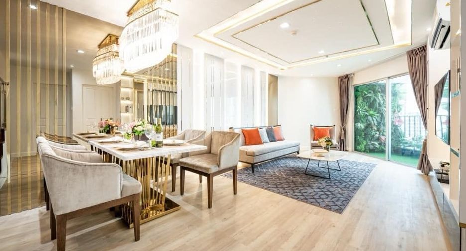 For rent 3 bed condo in Huai Khwang, Bangkok