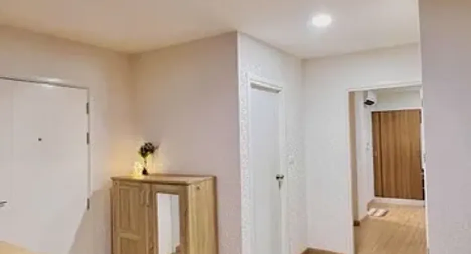 For sale 2 Beds condo in Bang Khun Thian, Bangkok