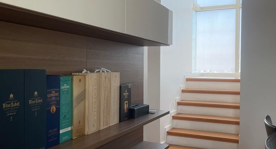 For sale 3 Beds condo in Chatuchak, Bangkok