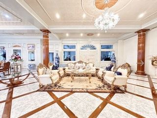 For sale 7 Beds house in Phasi Charoen, Bangkok
