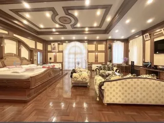 For sale 7 Beds house in Phasi Charoen, Bangkok
