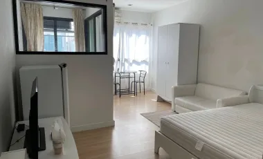 For rent studio condo in Sathon, Bangkok