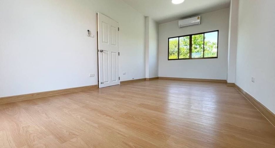 For sale 3 bed house in Si Racha, Chonburi