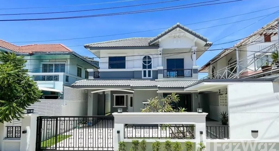 For sale 3 bed house in Si Racha, Chonburi