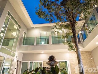 For sale 5 bed house in Si Racha, Chonburi