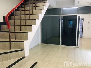 For sale 2 bed townhouse in Si Racha, Chonburi
