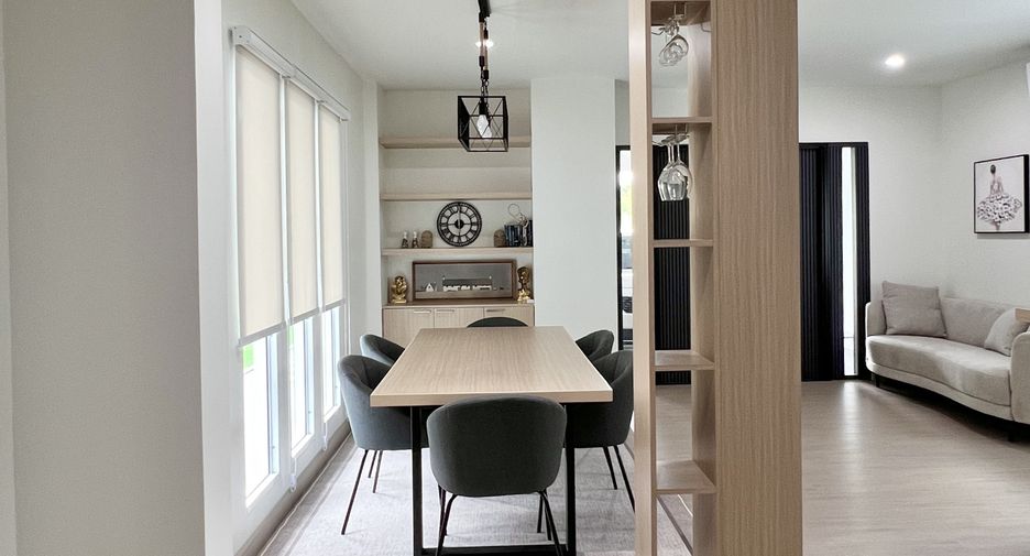 For sale 4 Beds house in Ban Chang, Rayong