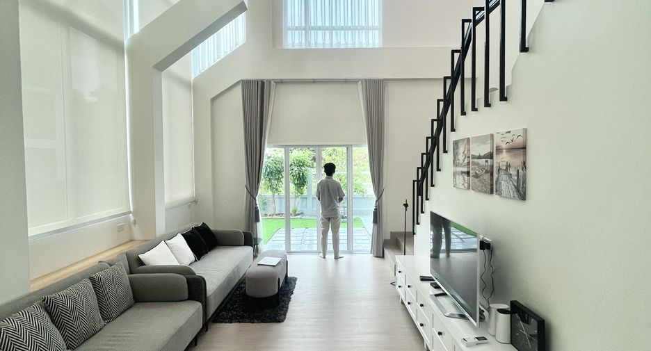 For sale 4 Beds house in Ban Chang, Rayong