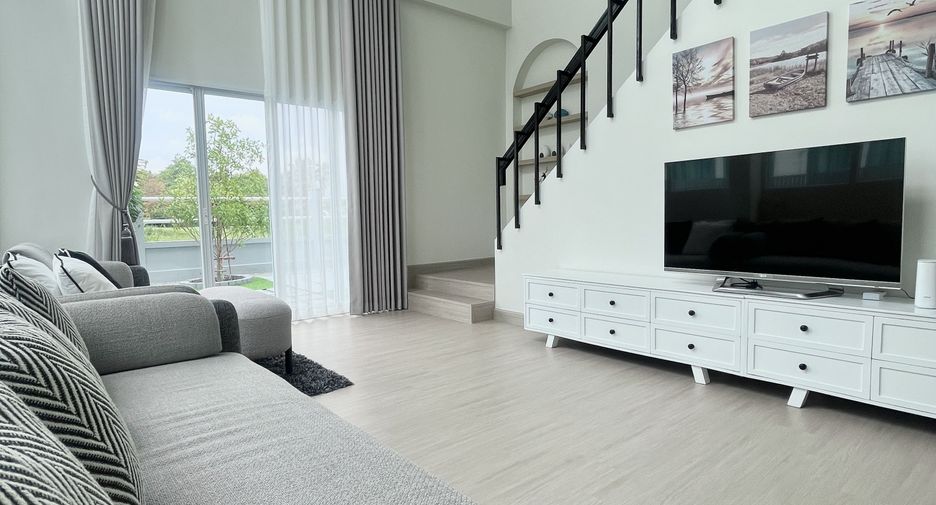 For sale 4 Beds house in Ban Chang, Rayong