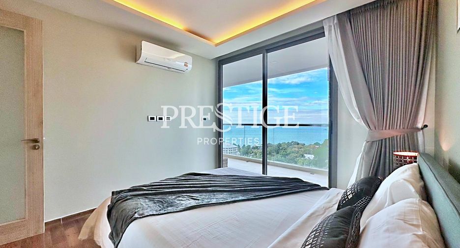 For sale 2 bedrooms condo in Pratumnak, Pattaya