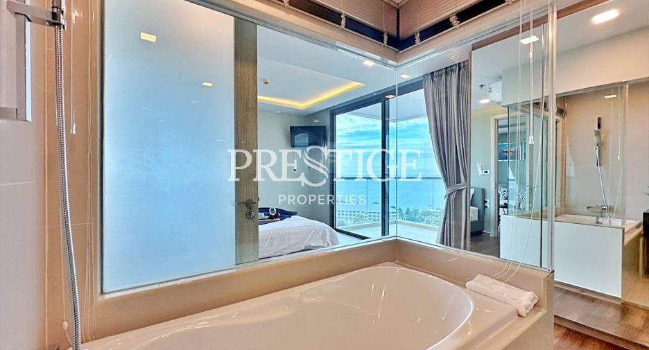 For sale 2 bedrooms condo in Pratumnak, Pattaya