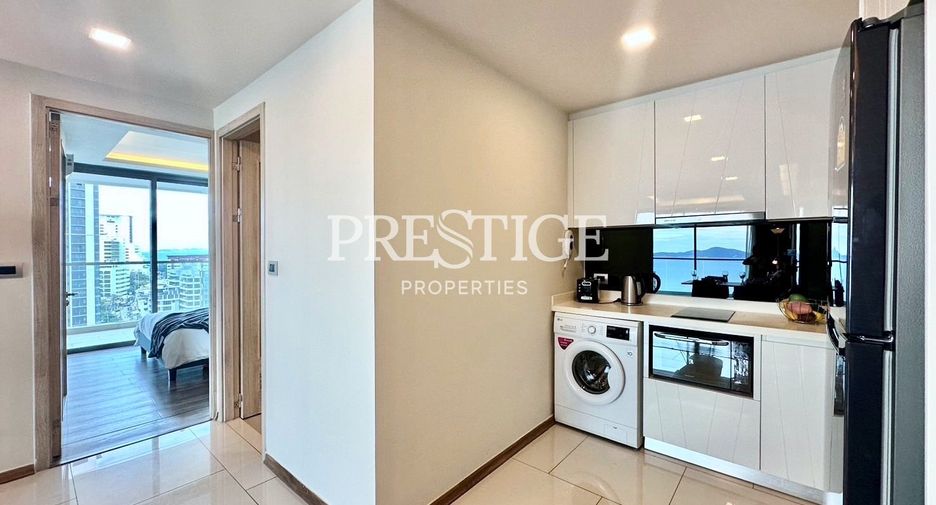 For sale 2 bedrooms condo in Pratumnak, Pattaya