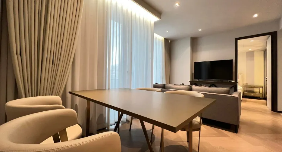 For rent 2 bed condo in Watthana, Bangkok