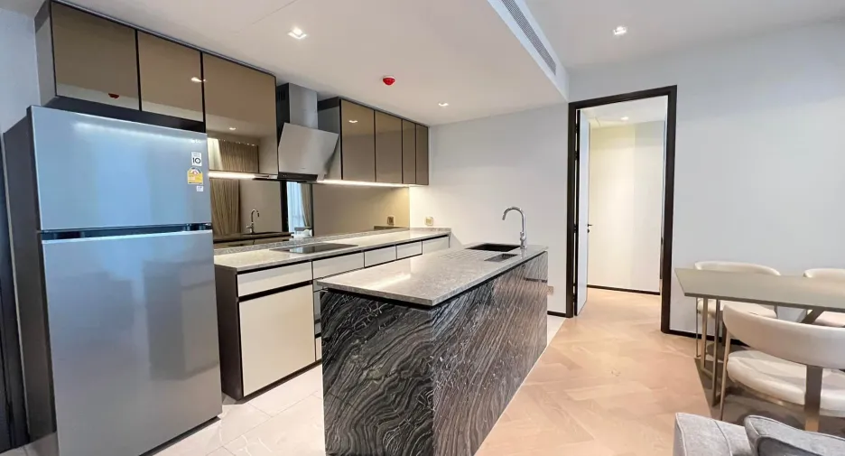 For rent 2 bed condo in Watthana, Bangkok