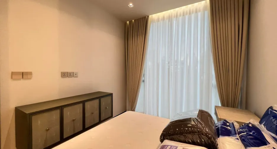 For rent 2 bed condo in Watthana, Bangkok