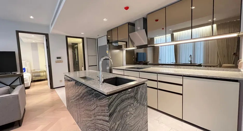 For rent 2 bed condo in Watthana, Bangkok
