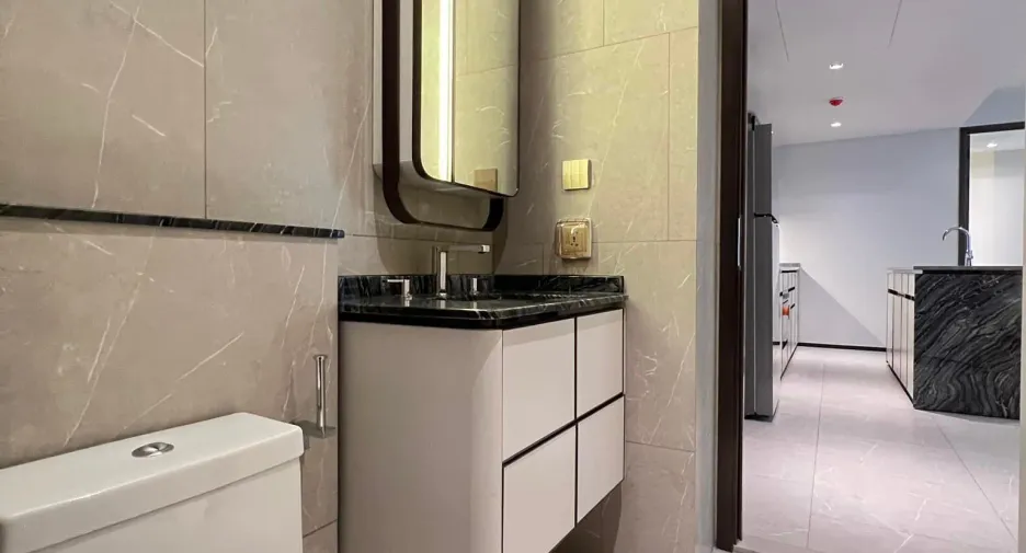 For rent 2 bed condo in Watthana, Bangkok
