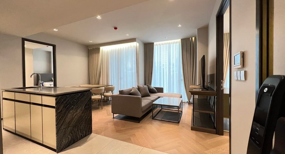For rent 2 bed condo in Watthana, Bangkok