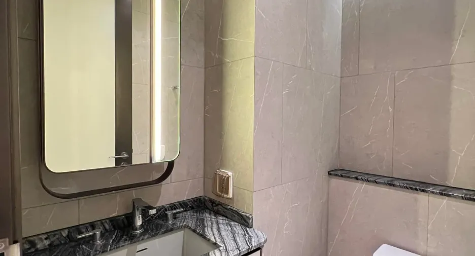 For rent 2 bed condo in Watthana, Bangkok