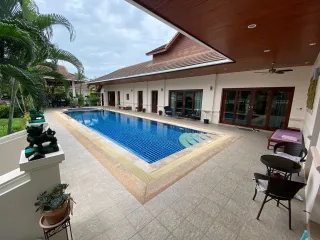 For rent 4 bed villa in Hua Hin, Prachuap Khiri Khan