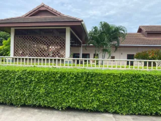 For rent 4 bed villa in Hua Hin, Prachuap Khiri Khan