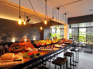 For sale 24 bed hotel in Mueang Chiang Mai, Chiang Mai