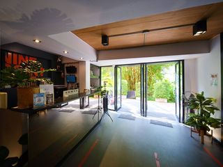 For sale 24 bed hotel in Mueang Chiang Mai, Chiang Mai