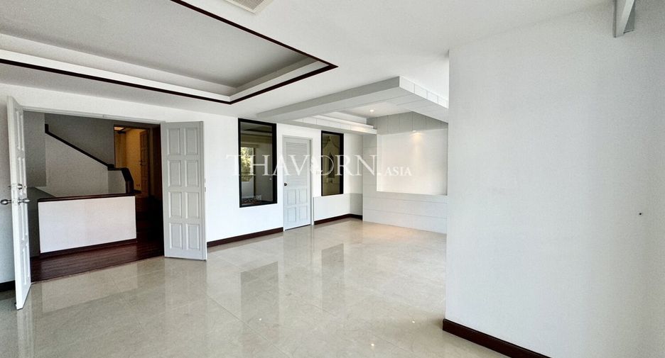 For sale 8 bedrooms house in Bang Lamung, Chonburi