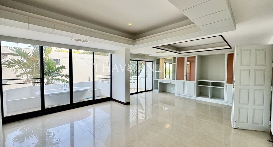 For sale 8 bedrooms house in Bang Lamung, Chonburi
